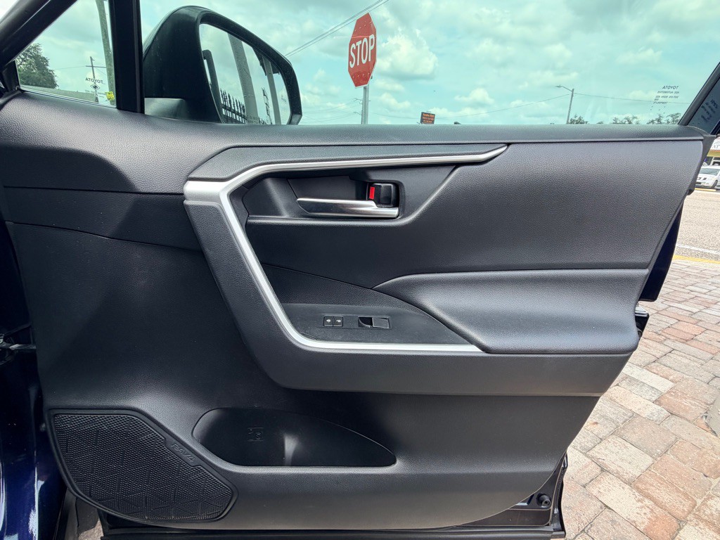 2020 Toyota Rav4 Image 28