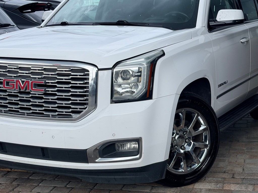 2020 GMC Yukon Image 9