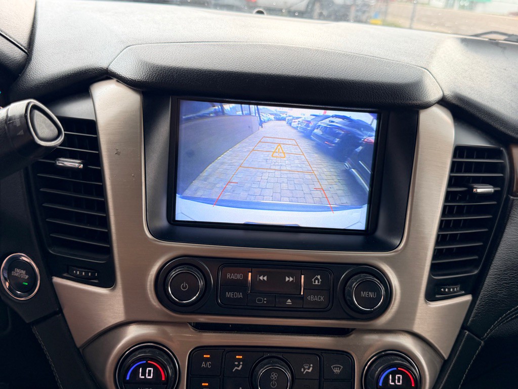 2020 GMC Yukon Image 17