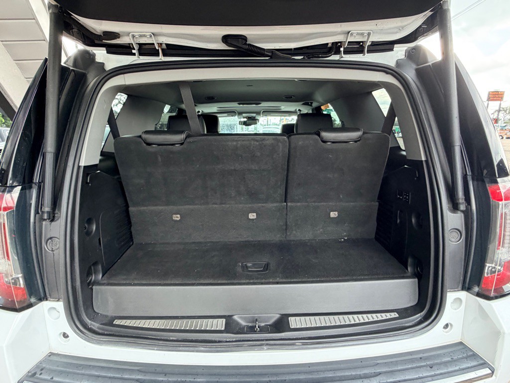 2020 GMC Yukon Image 21