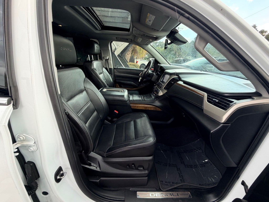 2020 GMC Yukon Image 23