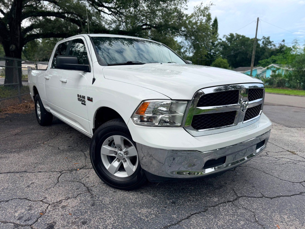 2020 RAM 1500 Image 2