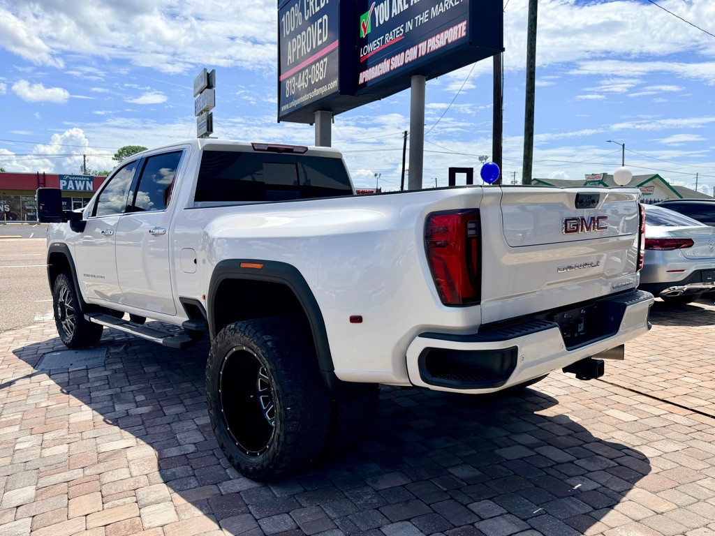 2024 GMC Sierra Image 7