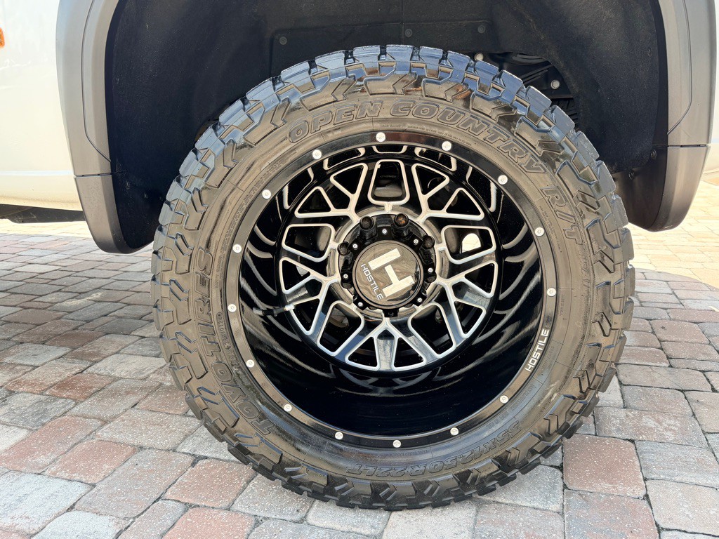 2024 GMC Sierra Image 10