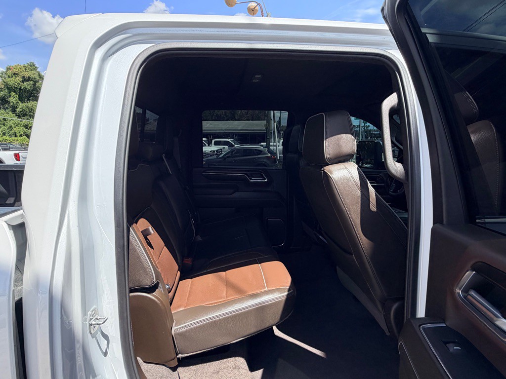 2024 GMC Sierra Image 18