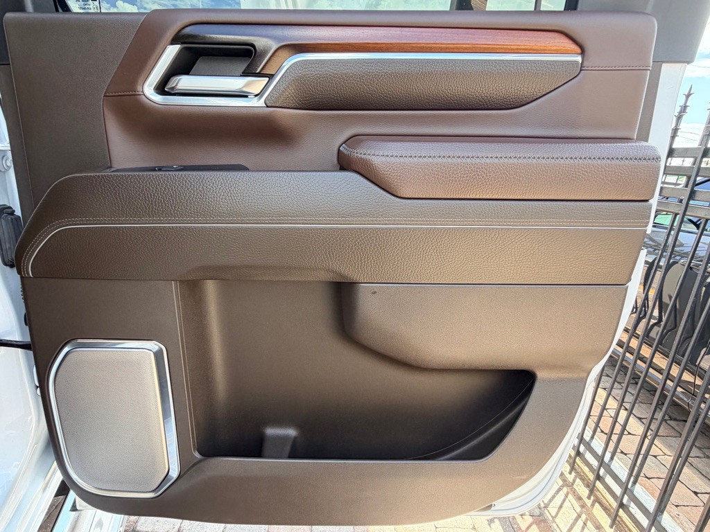2024 GMC Sierra Image 42