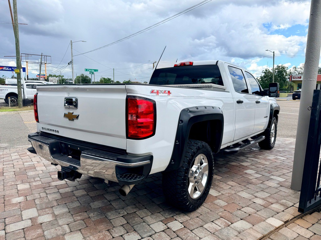 2015 Chevrolet Silverado 1500 Image 9