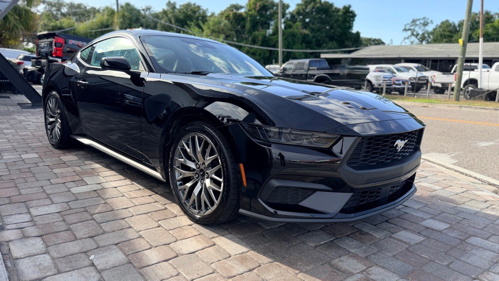 2025 Ford Mustang Image 29