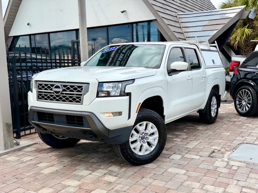 2022 Nissan Frontier Image 1