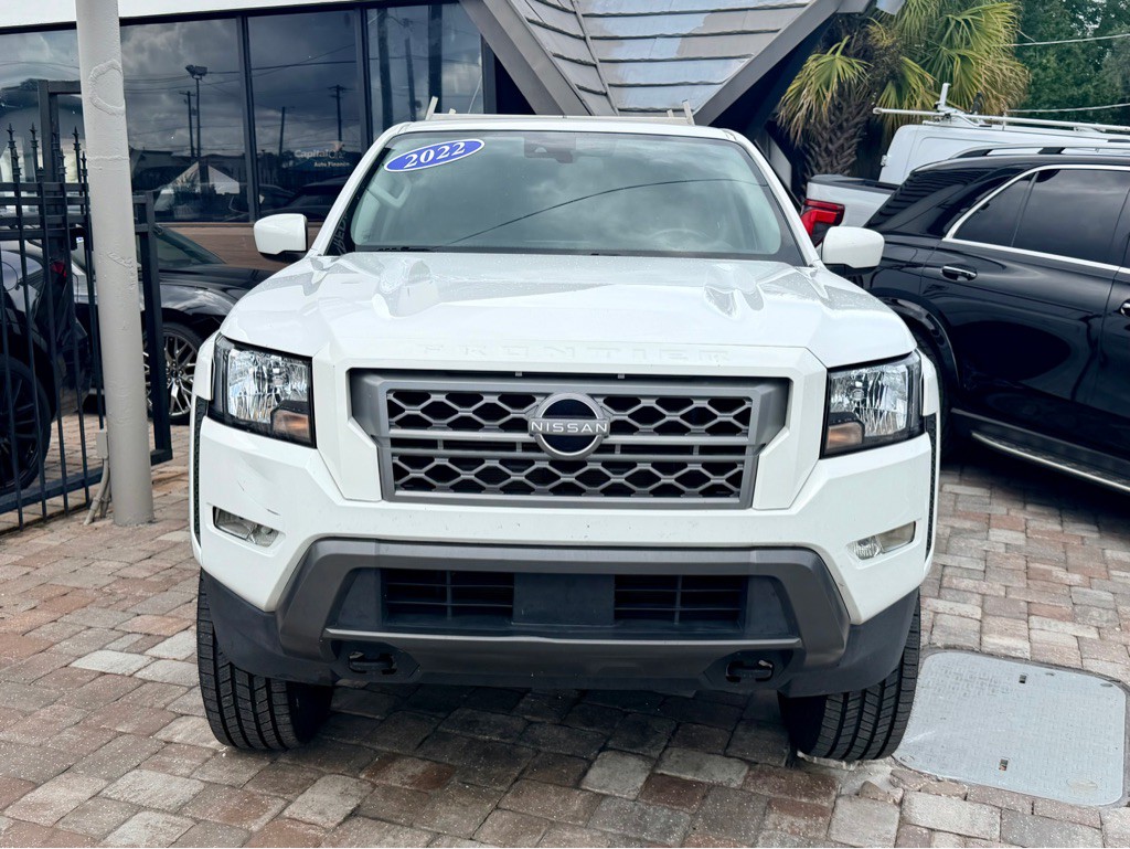 2022 Nissan Frontier Image 3