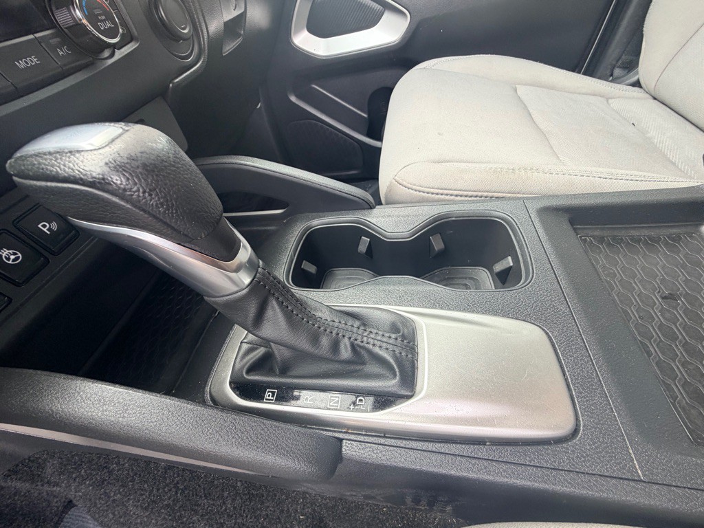 2022 Nissan Frontier Image 25