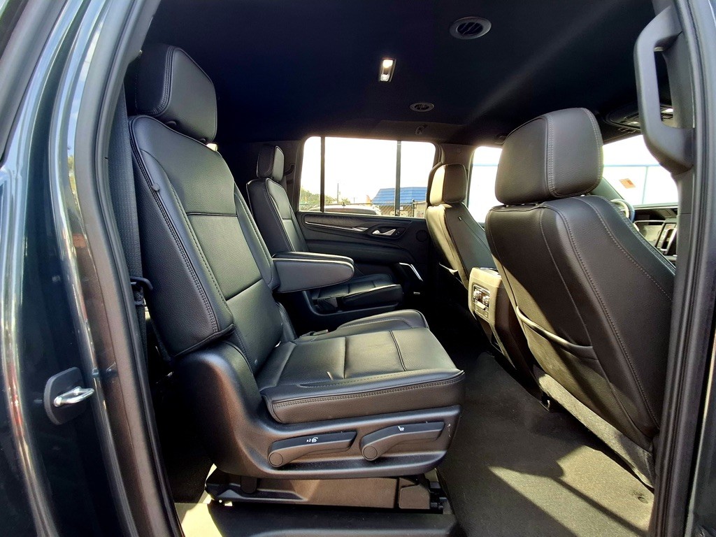 2021 GMC Yukon Image 20