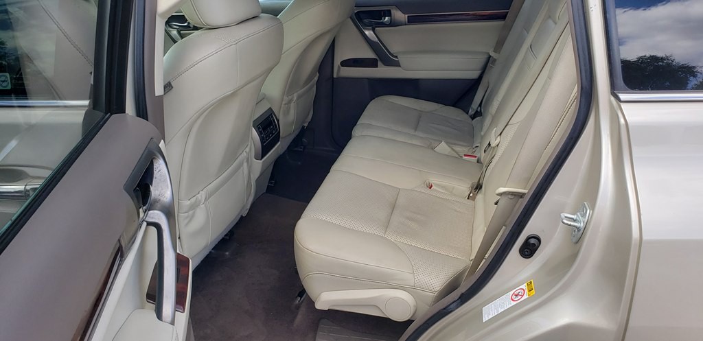 2012 Lexus GX Image 9