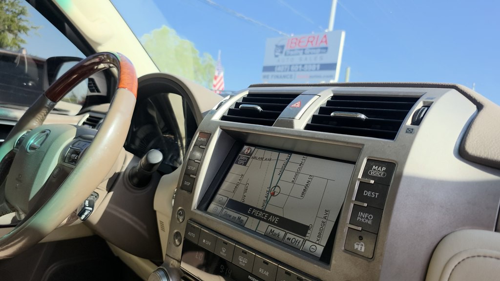 2012 Lexus GX Image 25