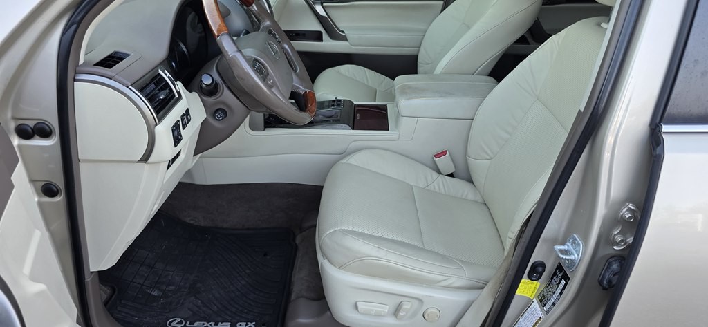 2012 Lexus GX Image 35
