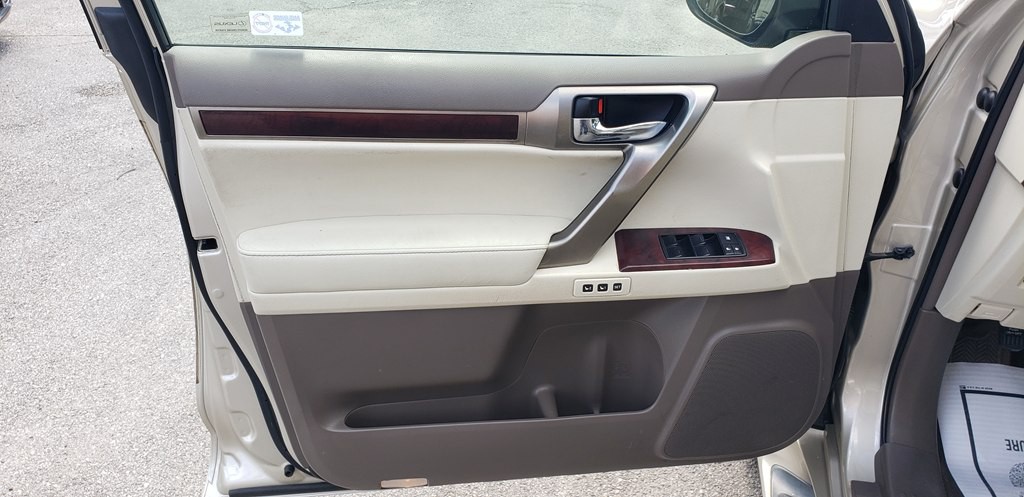 2012 Lexus GX Image 41