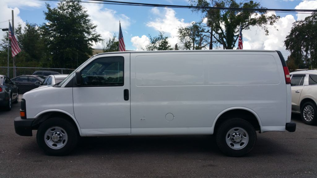 2012 Chevrolet Express Image 8