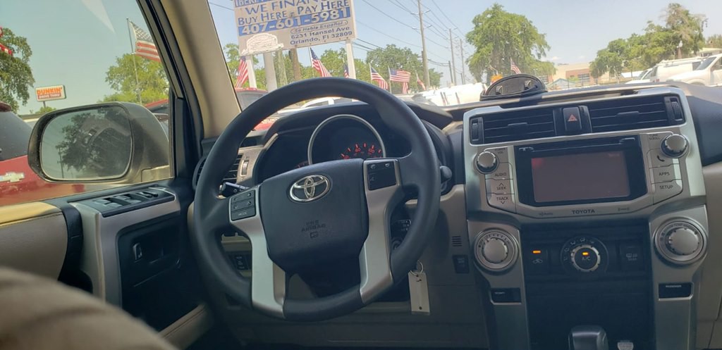 2013 Toyota 4Runner Image 10