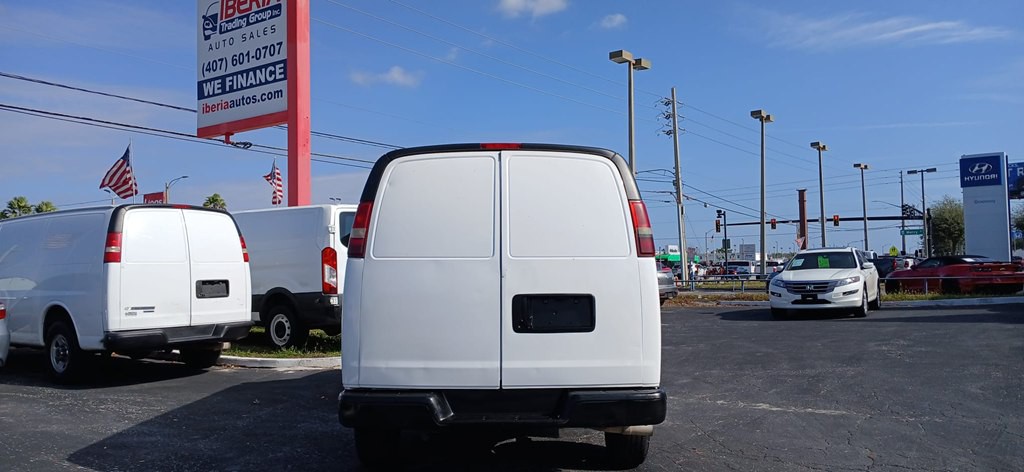 2014 Chevrolet Express Image 41