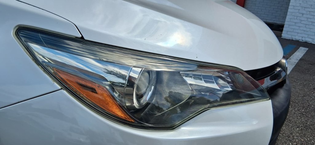 2017 Toyota Camry Image 34