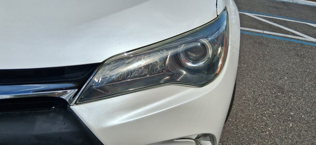 2017 Toyota Camry Image 35