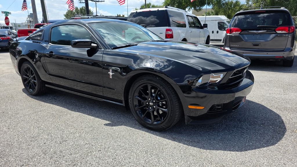 2011 Ford Mustang Image 6