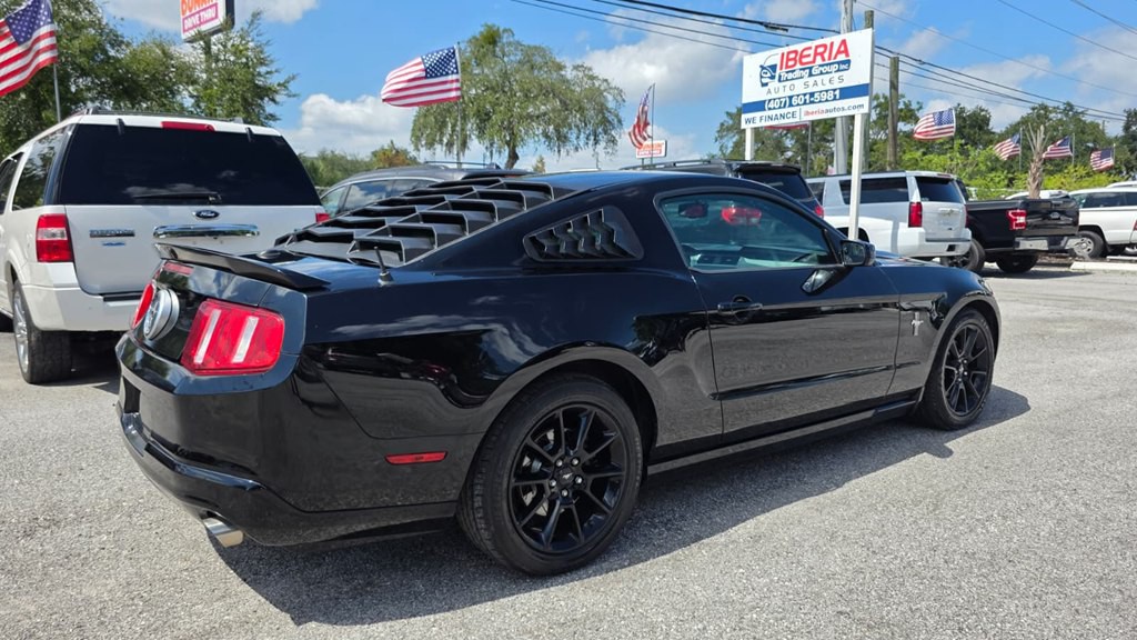 2011 Ford Mustang Image 8