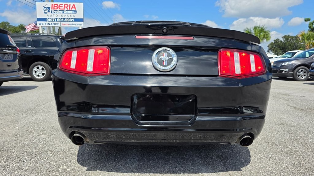2011 Ford Mustang Image 36
