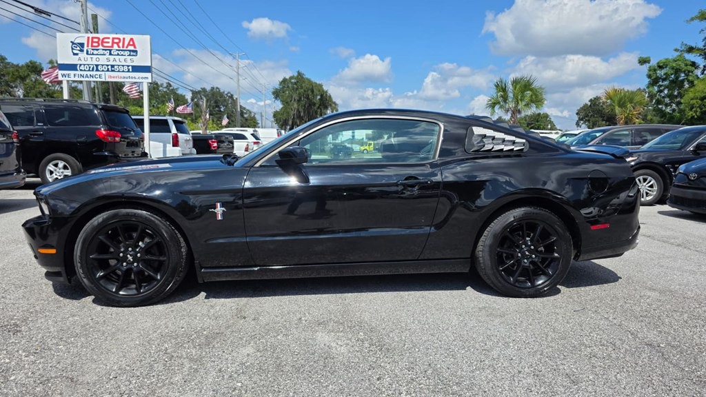 2011 Ford Mustang Image 38
