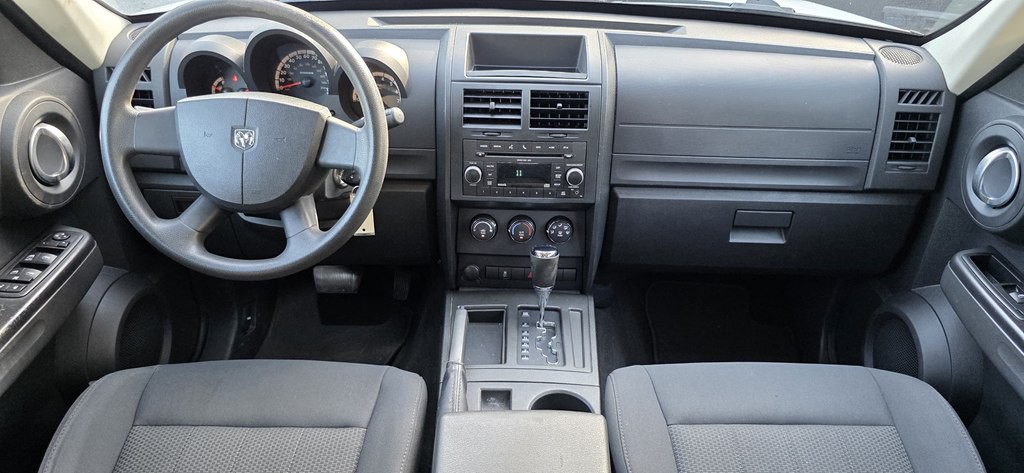 2011 Dodge Nitro Image 7