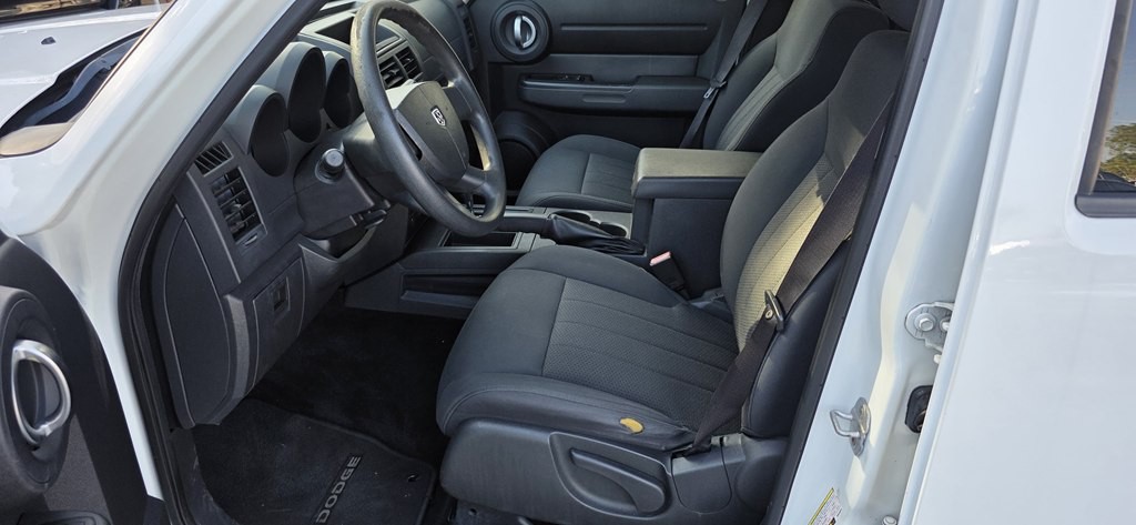 2011 Dodge Nitro Image 11