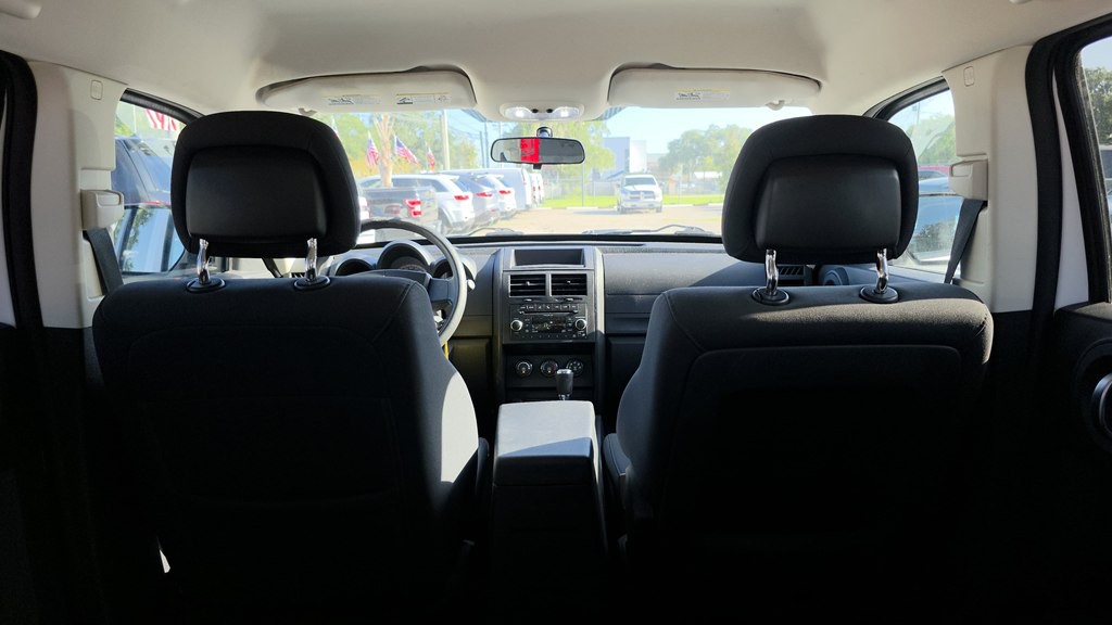 2011 Dodge Nitro Image 22