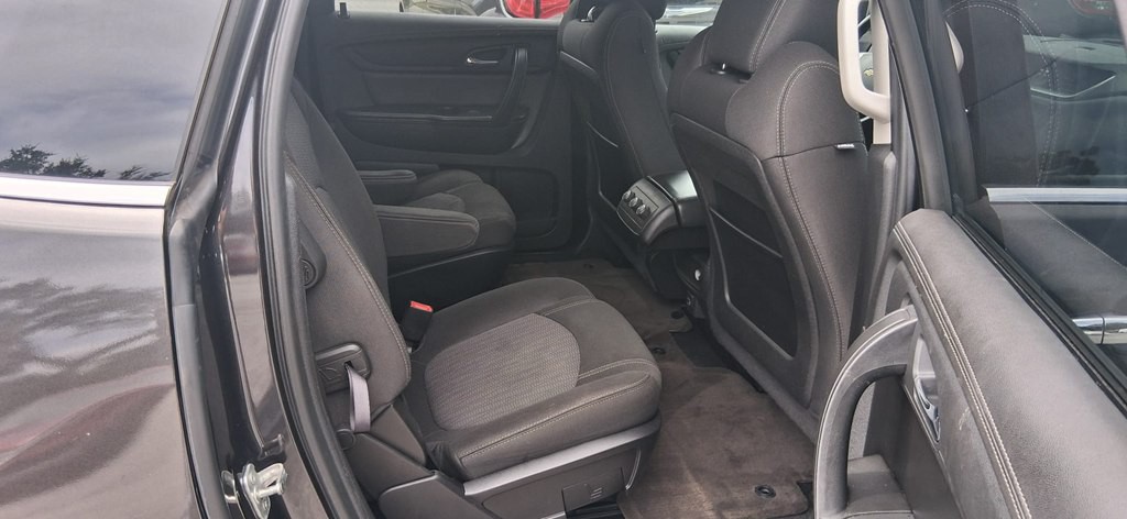 2017 Chevrolet Traverse Image 15