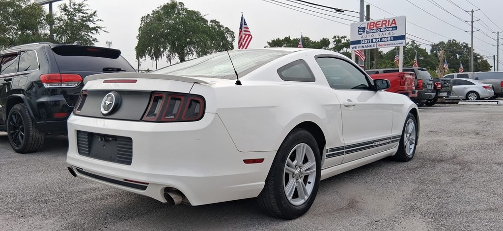 2013 Ford Mustang Image 4