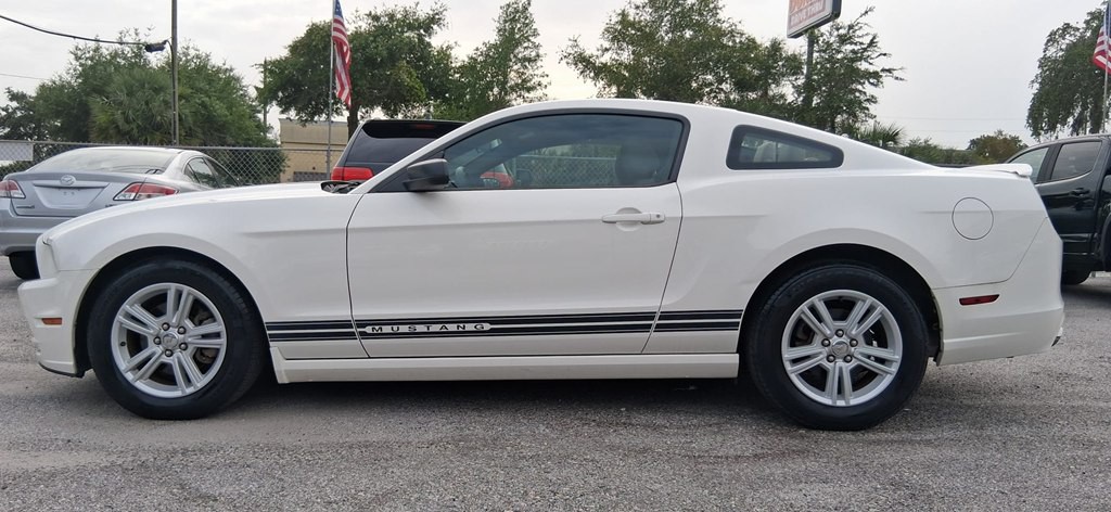 2013 Ford Mustang Image 7