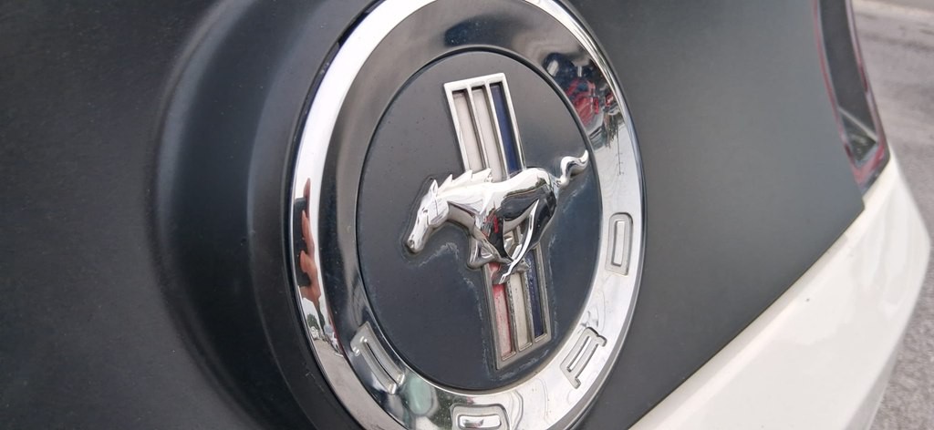 2013 Ford Mustang Image 40