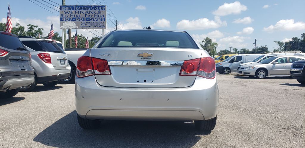2011 Chevrolet Cruze Image 25