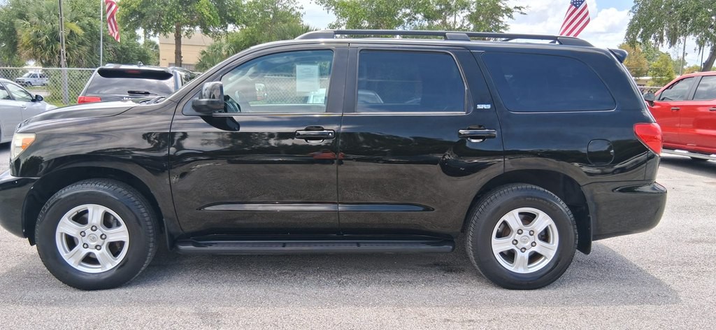 2015 Toyota Sequoia Image 8
