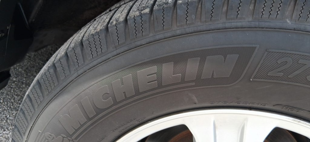 2015 Toyota Sequoia Image 36