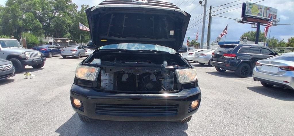 2015 Toyota Sequoia Image 51