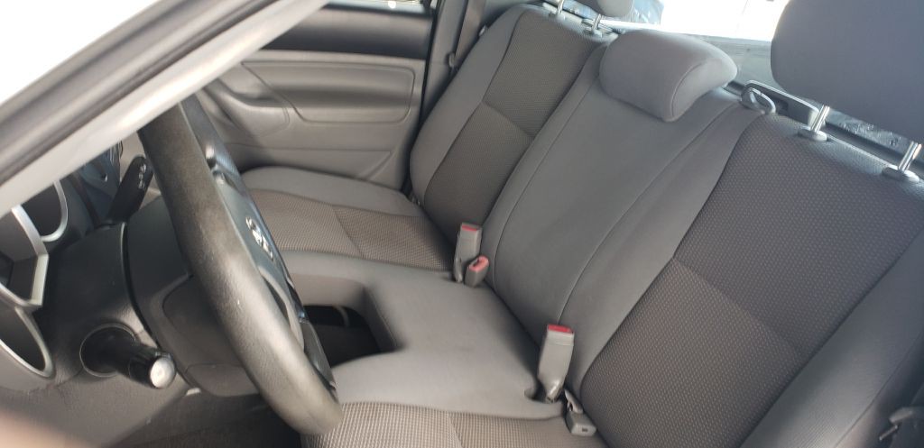 2013 Toyota Tacoma Image 8