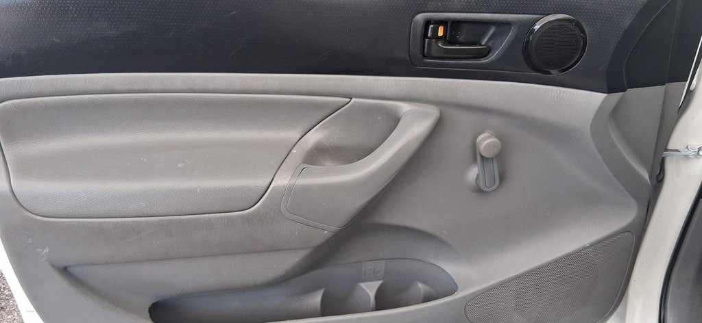 2013 Toyota Tacoma Image 20