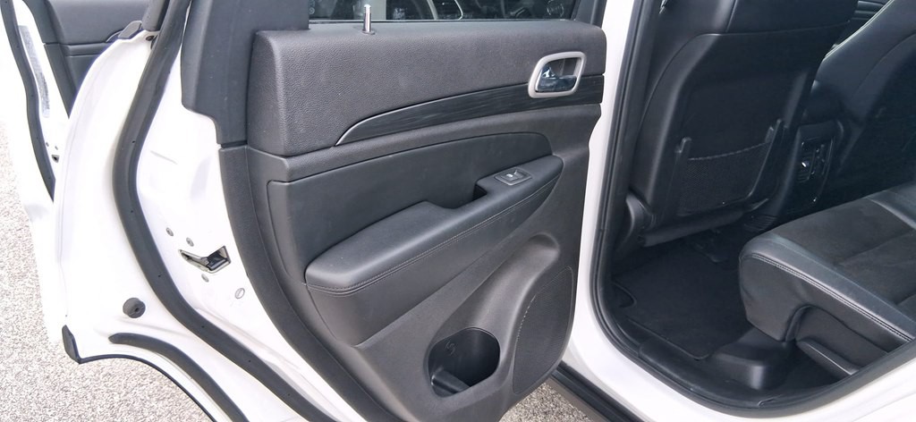 2019 Jeep Grand Cherokee Image 36