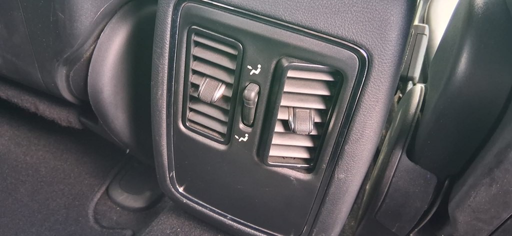 2019 Jeep Grand Cherokee Image 40