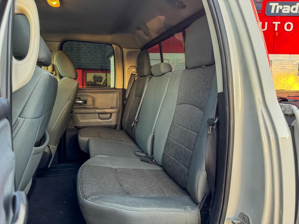 2015 RAM 1500 Image 12