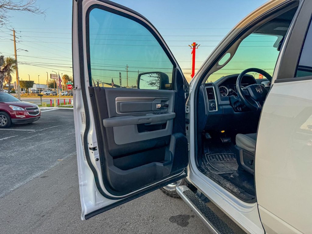 2015 RAM 1500 Image 21