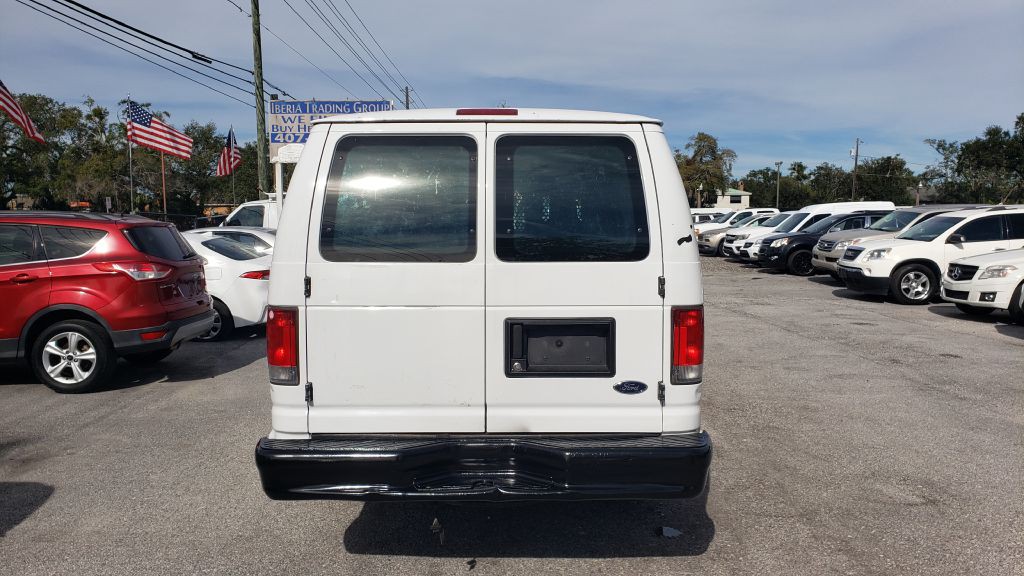 2014 Ford Econoline Image 12