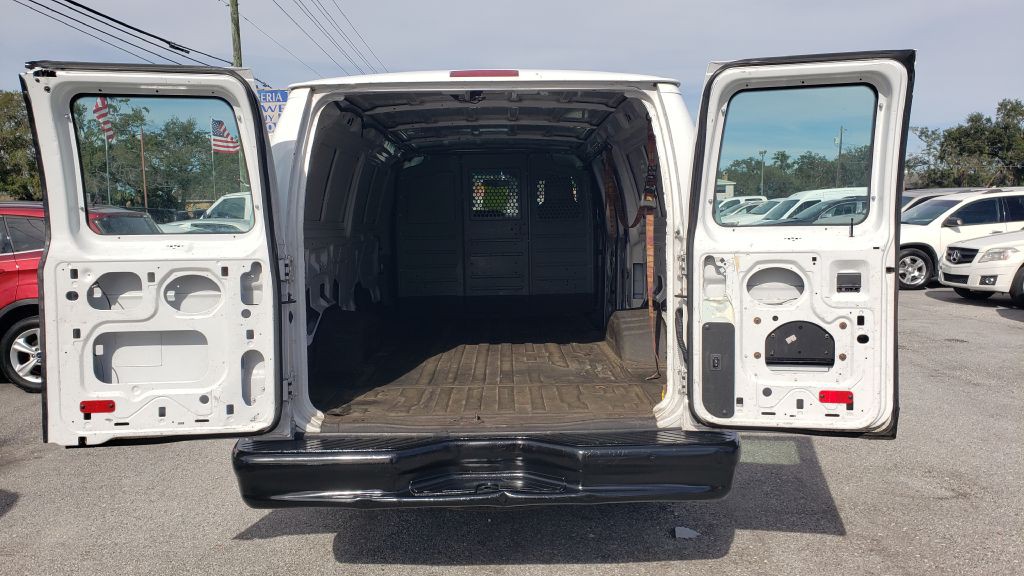 2014 Ford Econoline Image 13