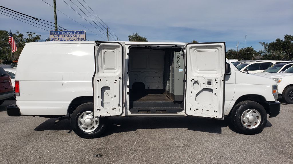2014 Ford Econoline Image 18