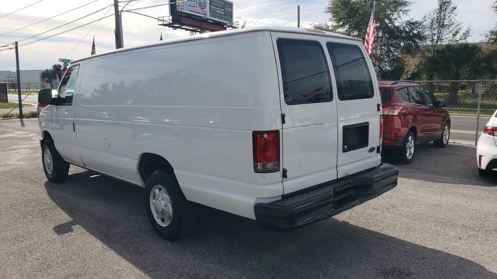 2014 Ford Econoline Image 21